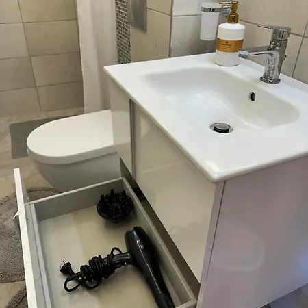 Serenity In Палиури